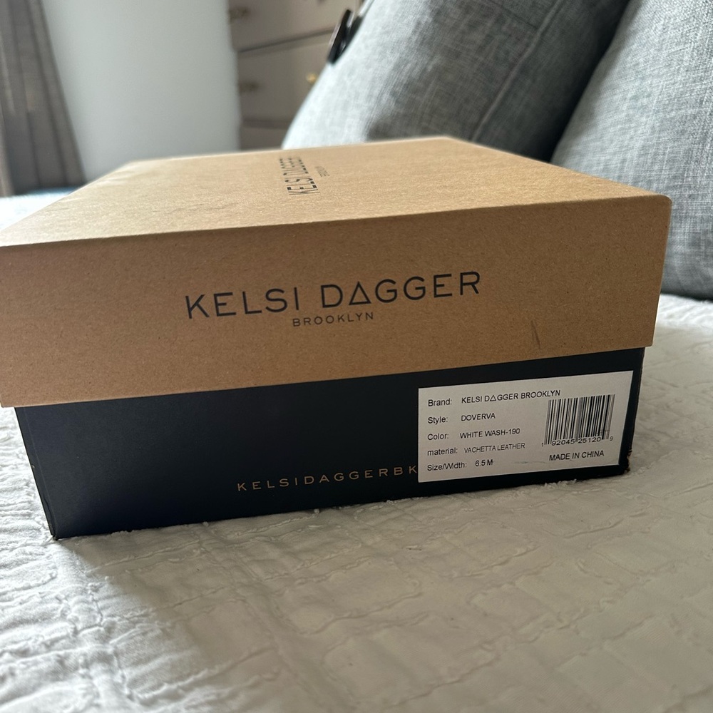 Kelsi Dagger Cream Platform Sandals with Buckle - Picture 7 of 7